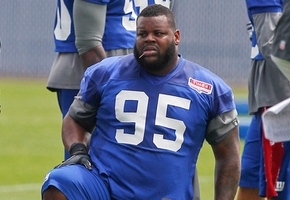New York Giants Defensive Tackle, Shaun Rogers, Is Robbed Of $440,000 Worth Of Jewelry By Some Chick He’d Just Met